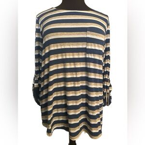 Plus Size 22/24 Avenue long sleeve striped top